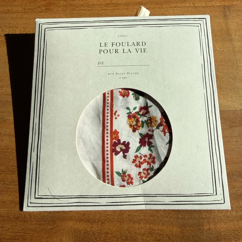 Sezane Floral Scarf - Picture 4 of 7